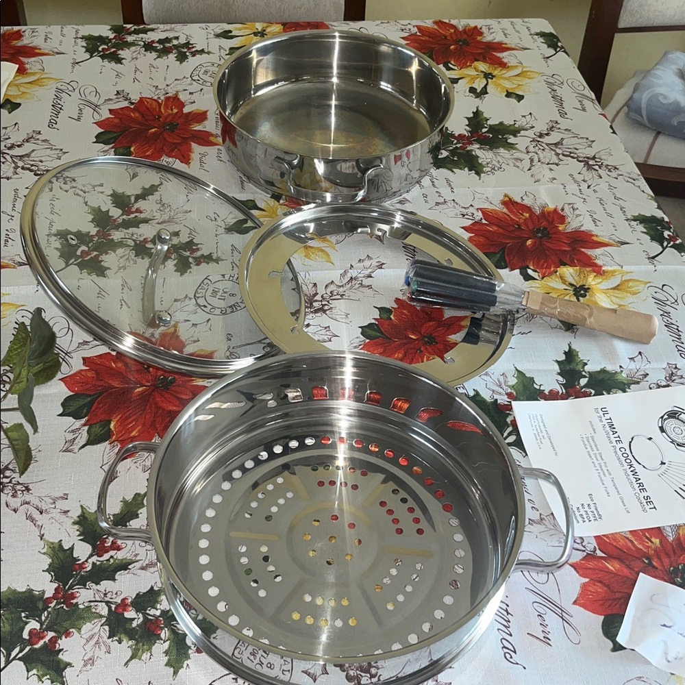 Silver Cookware Set - Picture 9 of 16